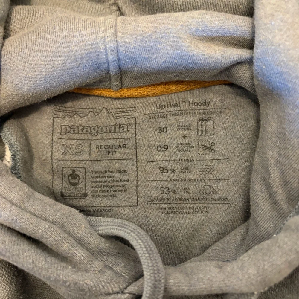 Patagonia Uprisal Hoodie Women’s XS Grey Logo Patch Sustainable Outdoors Spring